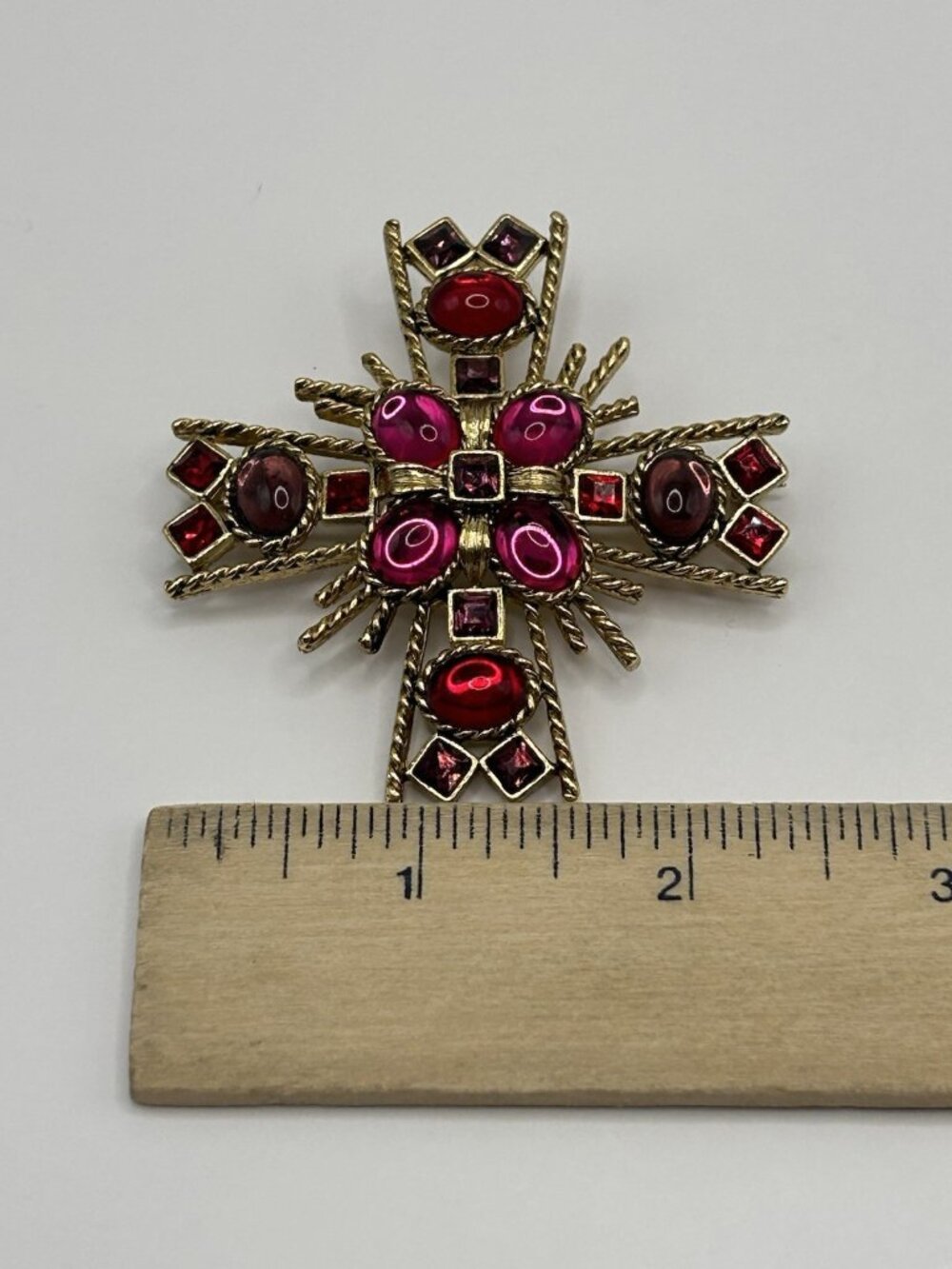 BYZANTINE MALTESE Cross Brooch Gold Tone Pink Red Purple Violet Cabochon Crystal - Picture 13 of 14